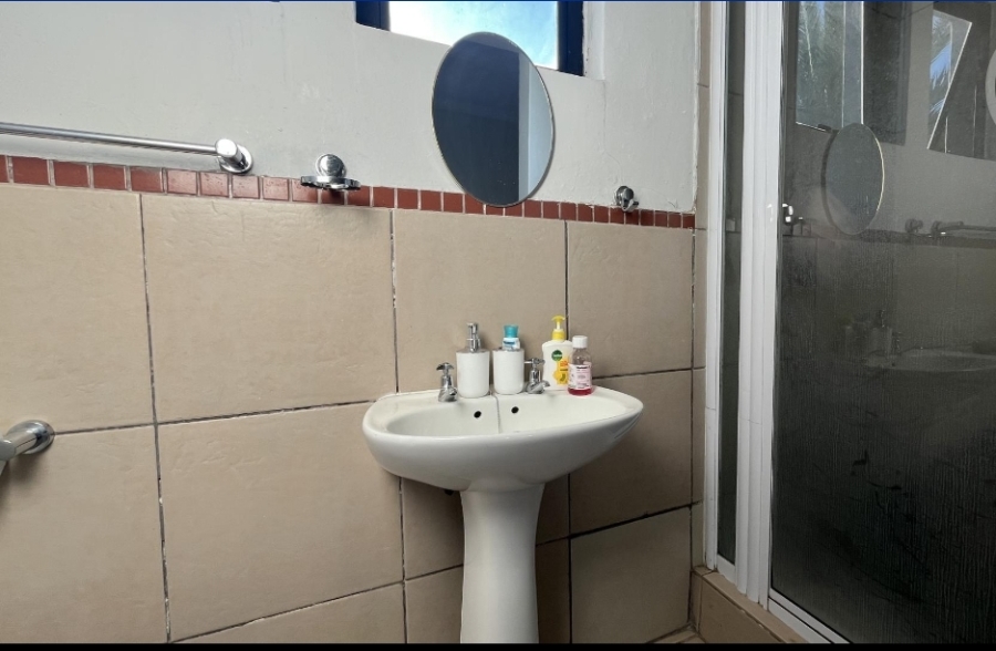 1 Bedroom Property for Sale in Willows Free State